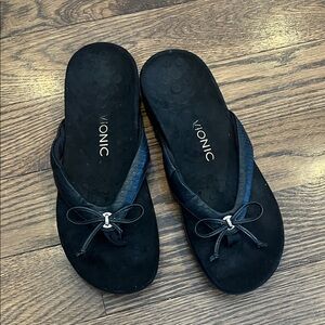 Vionic Women's Black Sandals 9